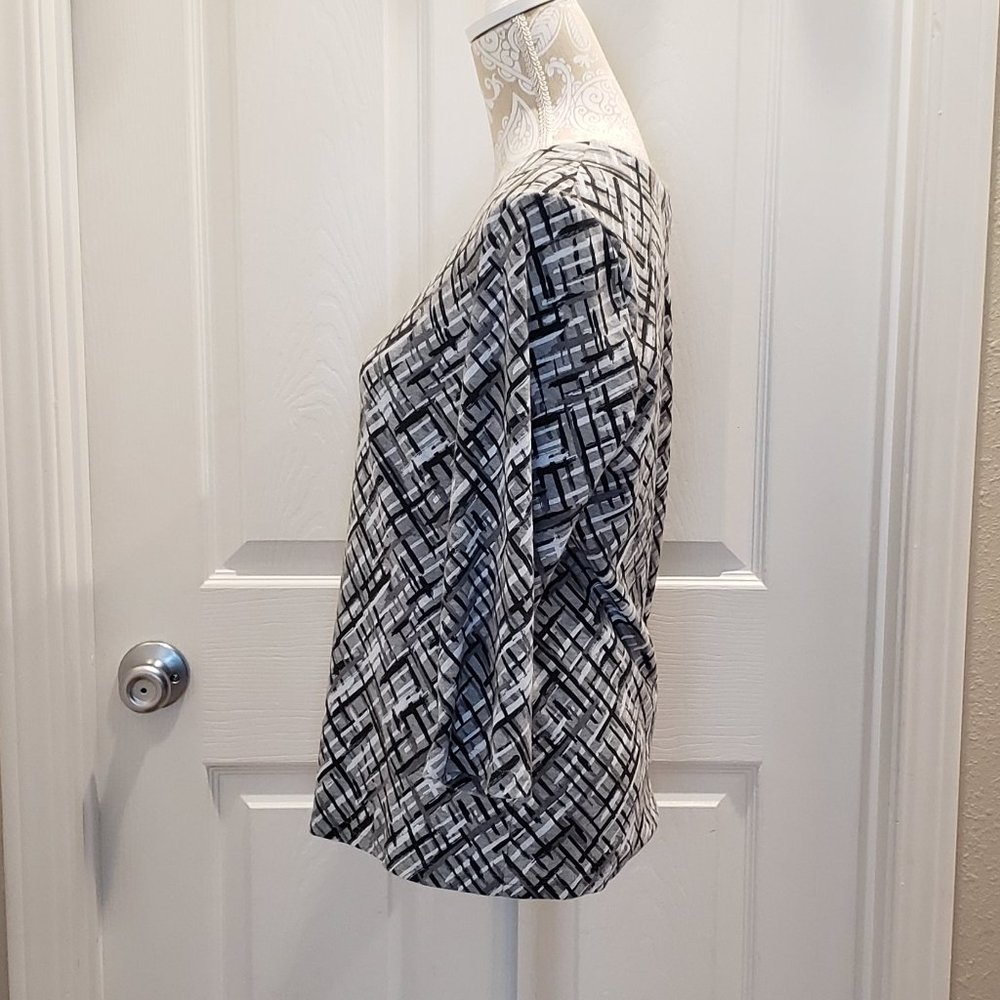 Karen Scott 3/4 Sleeve Grey Patterned Shirt - Picture 4 of 7